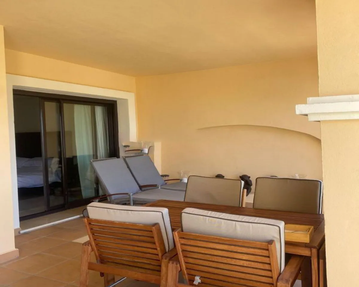 6bfeeaeb-49c5-4122-be17-fc8ad2922978