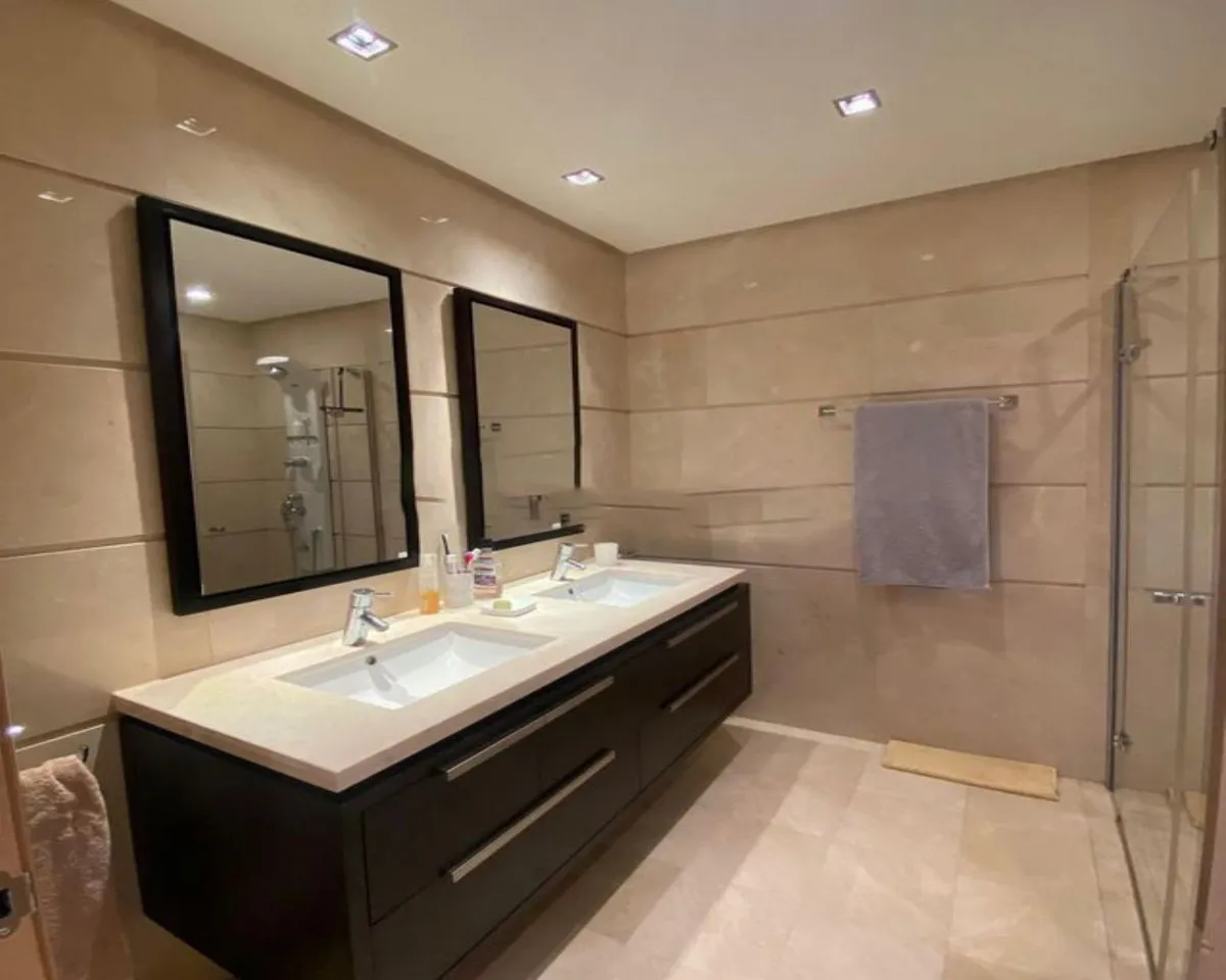 8761c2c8-c2d2-4c90-8c45-9e594a03ecce