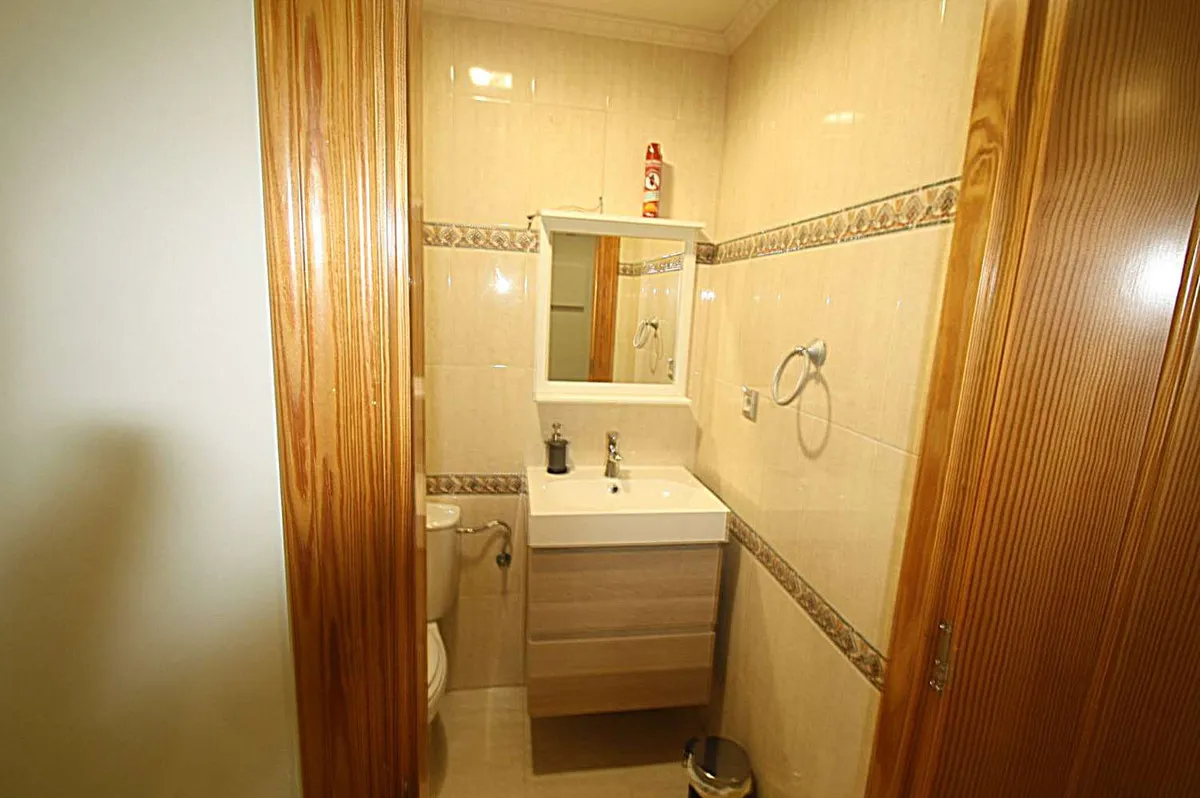 38f34b85-7c3b-4279-a285-ab8ffe64184e