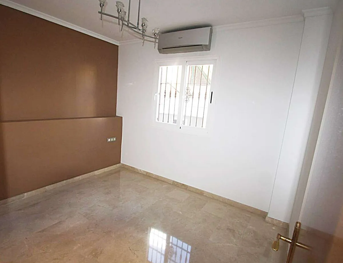 6b6355fe-382c-449e-934c-7573e84b658c