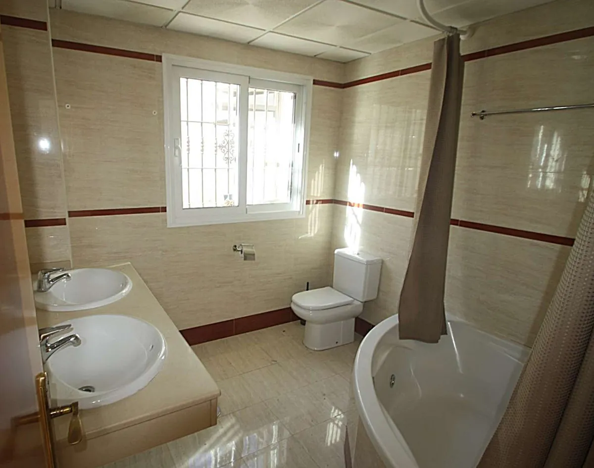 a41a6409-7e76-42b2-891a-1dba5da836cf