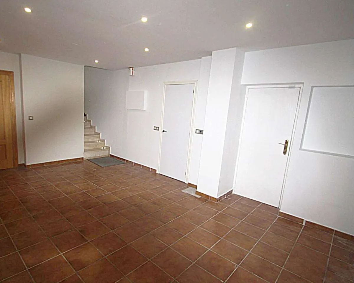 b484f920-56c1-4cd9-8b2b-374b2b70de5d