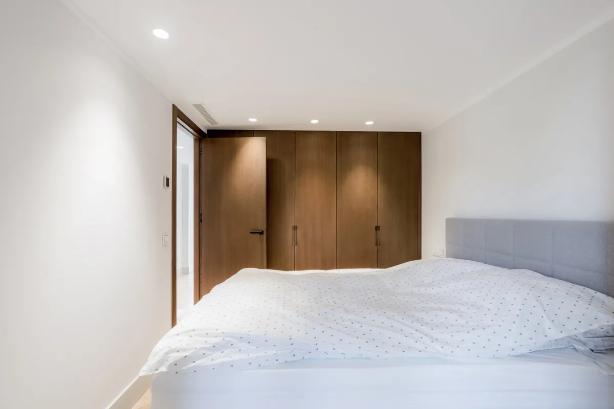 3df56dc2-7888-4725-a047-8d9348643157