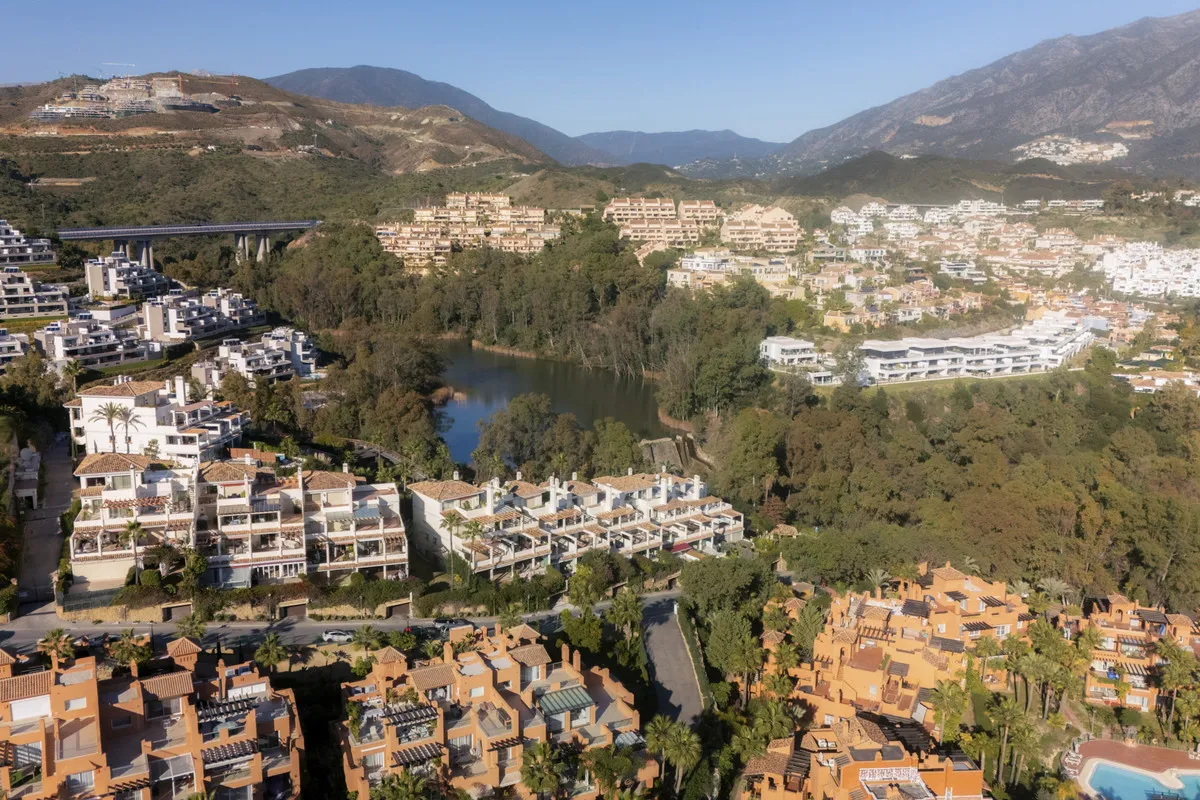 82cbf505-8690-4763-8a36-ee98074373bc