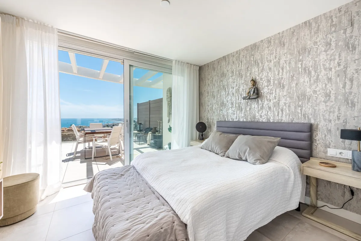 10bc6aa5-b3ae-49cb-ba8c-8f95854deffb