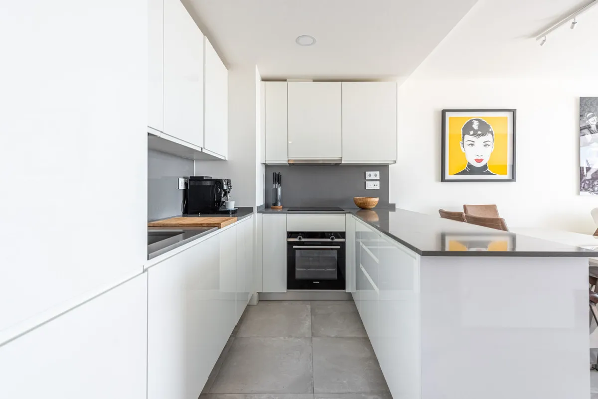 ab454a5f-f4b1-4b72-96c1-5d78f62b5400