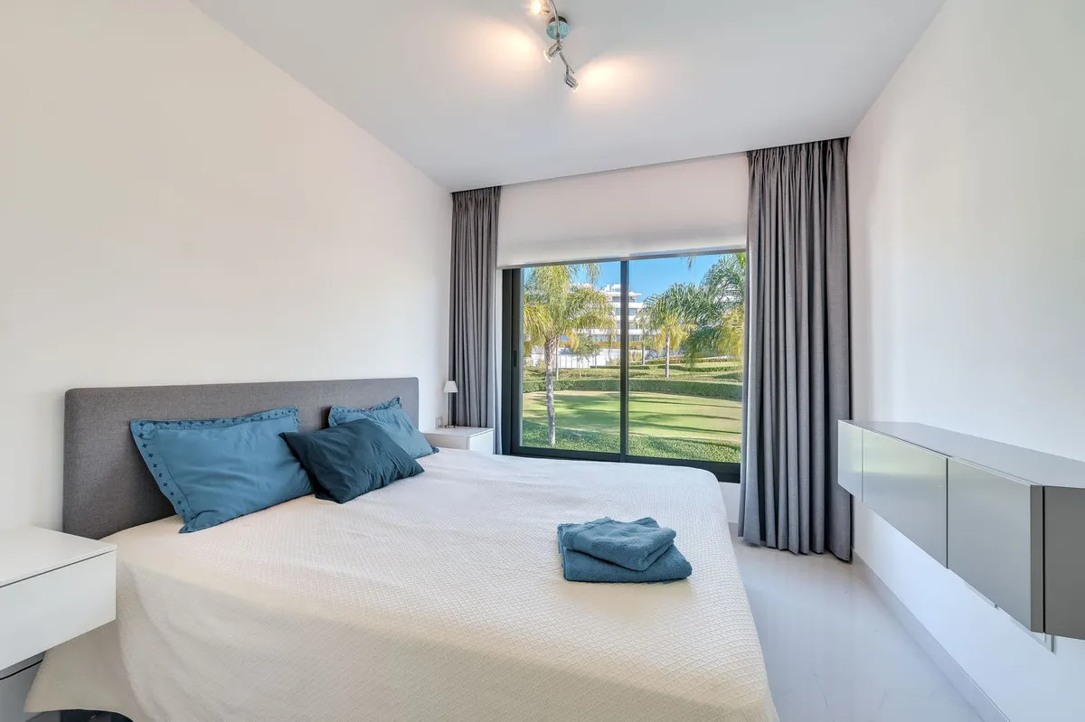 8856dee8-dc29-4d57-8aa0-24257997559e