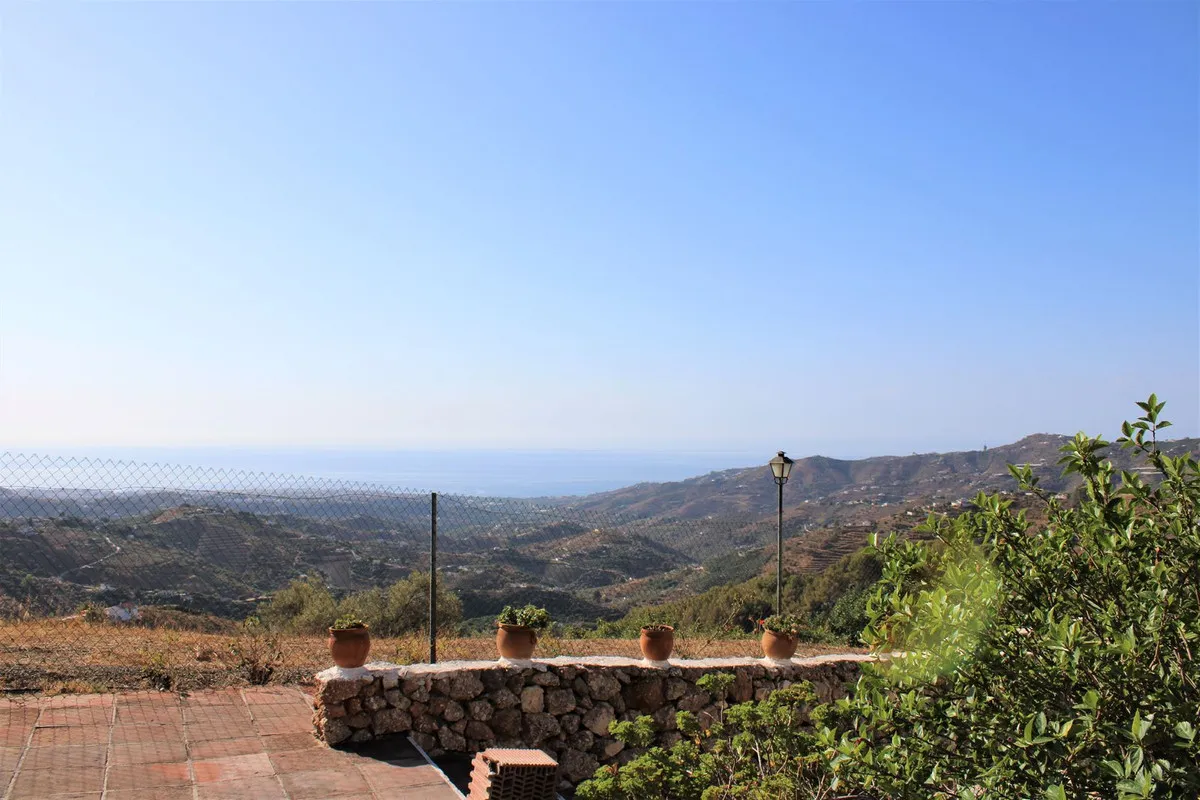 61b00abb-117f-4795-a9ed-f446b788082c