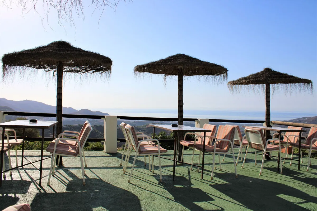 7c90a237-19b0-4325-90cf-c86c63c59886