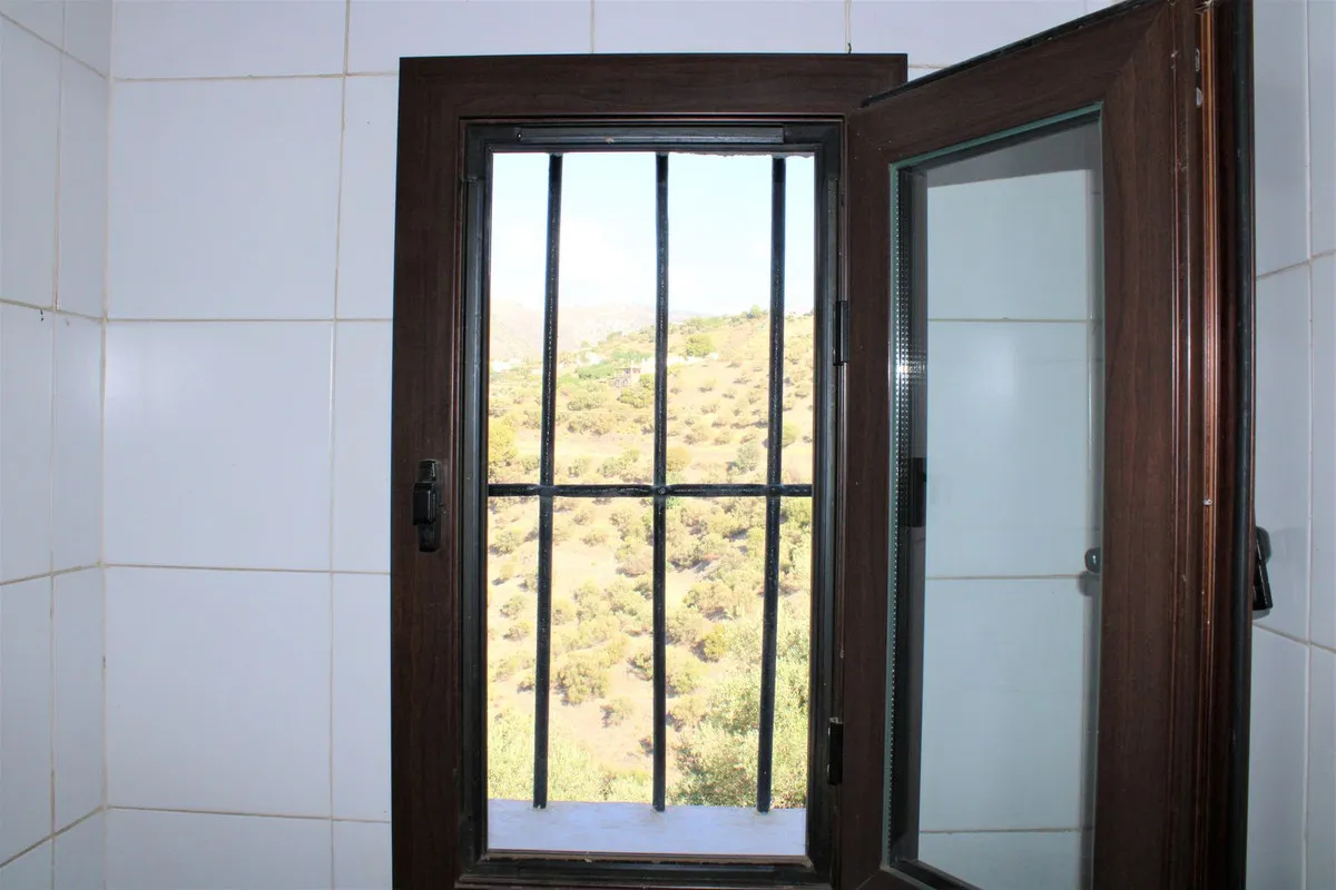 7efe2c60-a333-40c9-9ddc-d7c1376e59fb