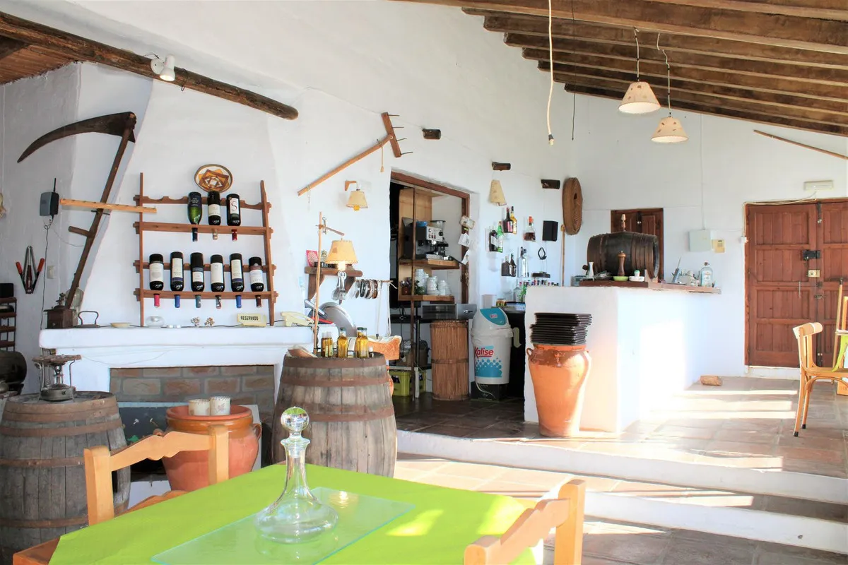 804b1246-0671-4742-b837-6cfb2b7f1034