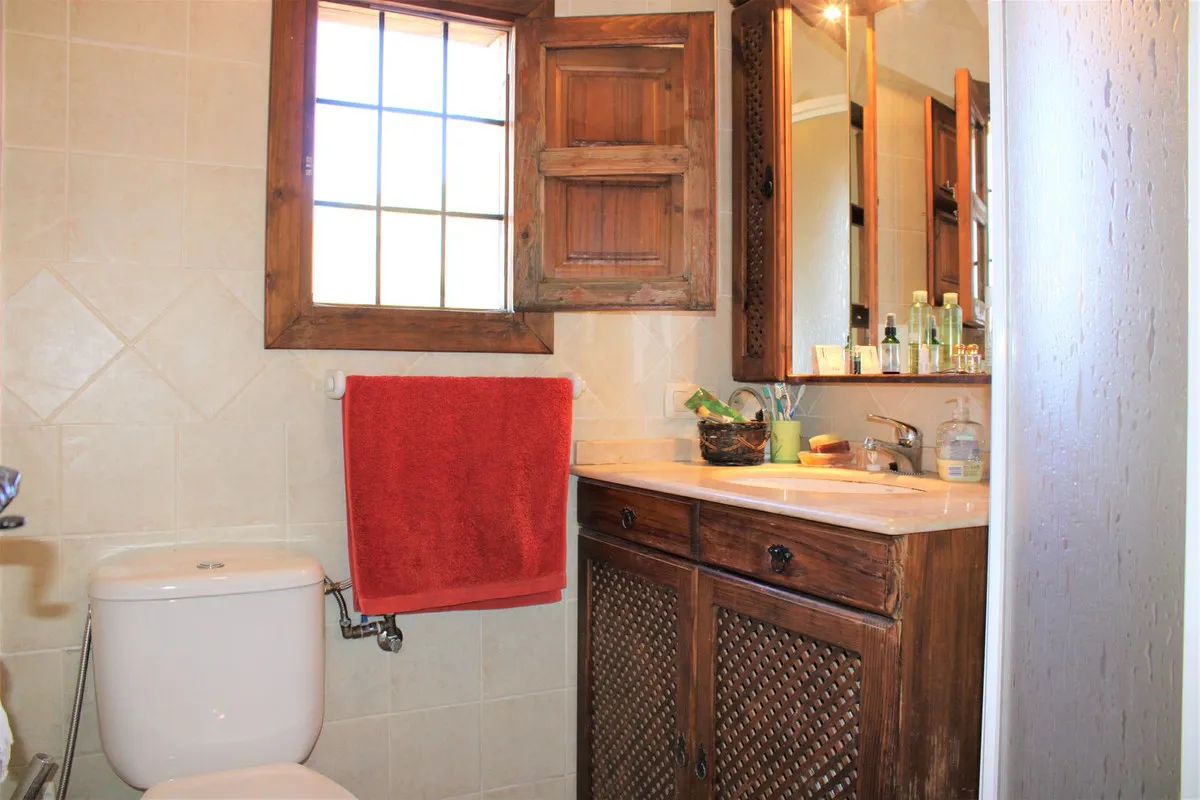 fa8d12cc-8a5f-4cda-857a-01c5694a9831