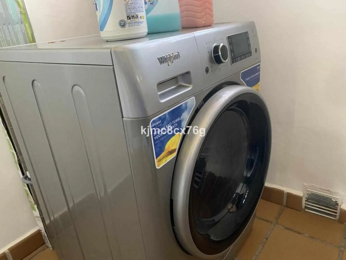 585485a5-f1c7-4537-933e-b428c1136994