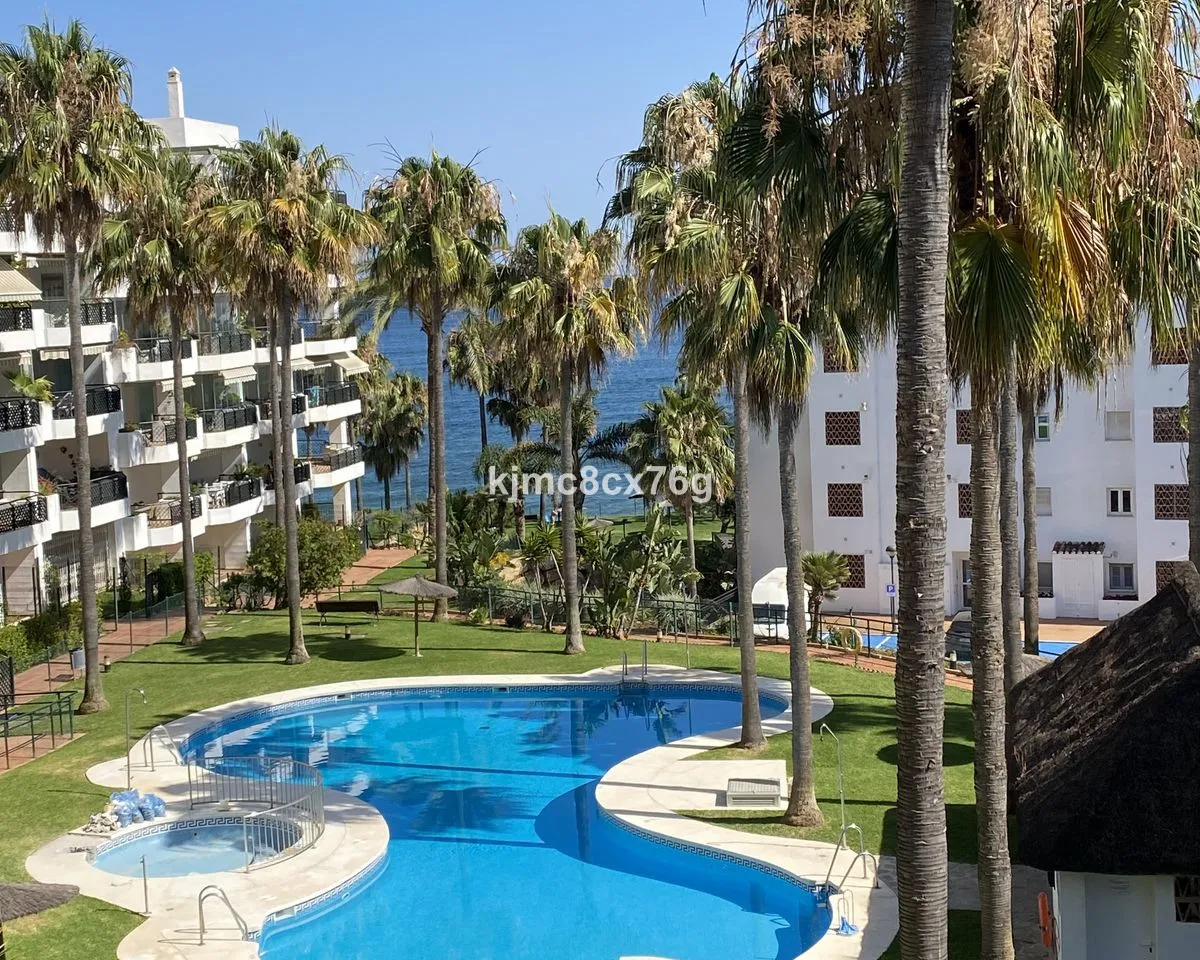 8902d726-08d1-40d1-b23b-3a2ebe55c265