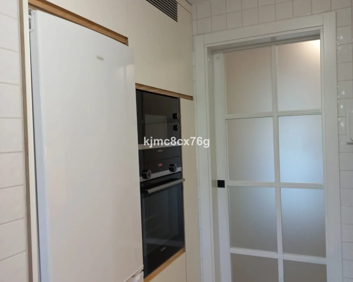 f2d3e787-b65b-4925-b3c8-10b984ee3e86