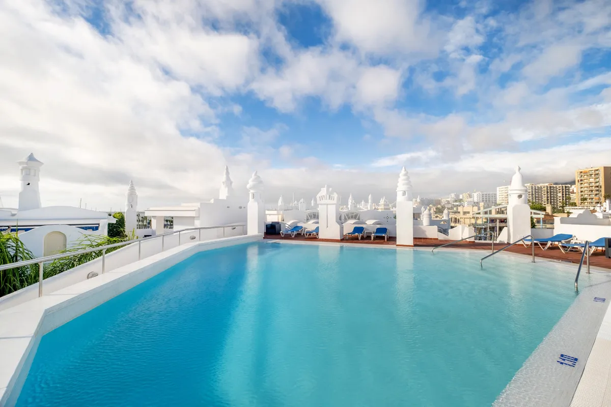 4ac31de6-adfb-4687-9fad-f080cf546ffe