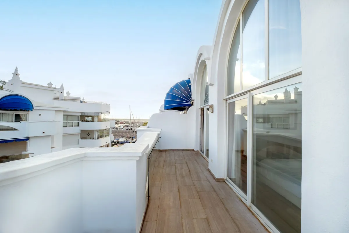 b76b2031-677c-4c3f-9cf8-102cb62cef1a