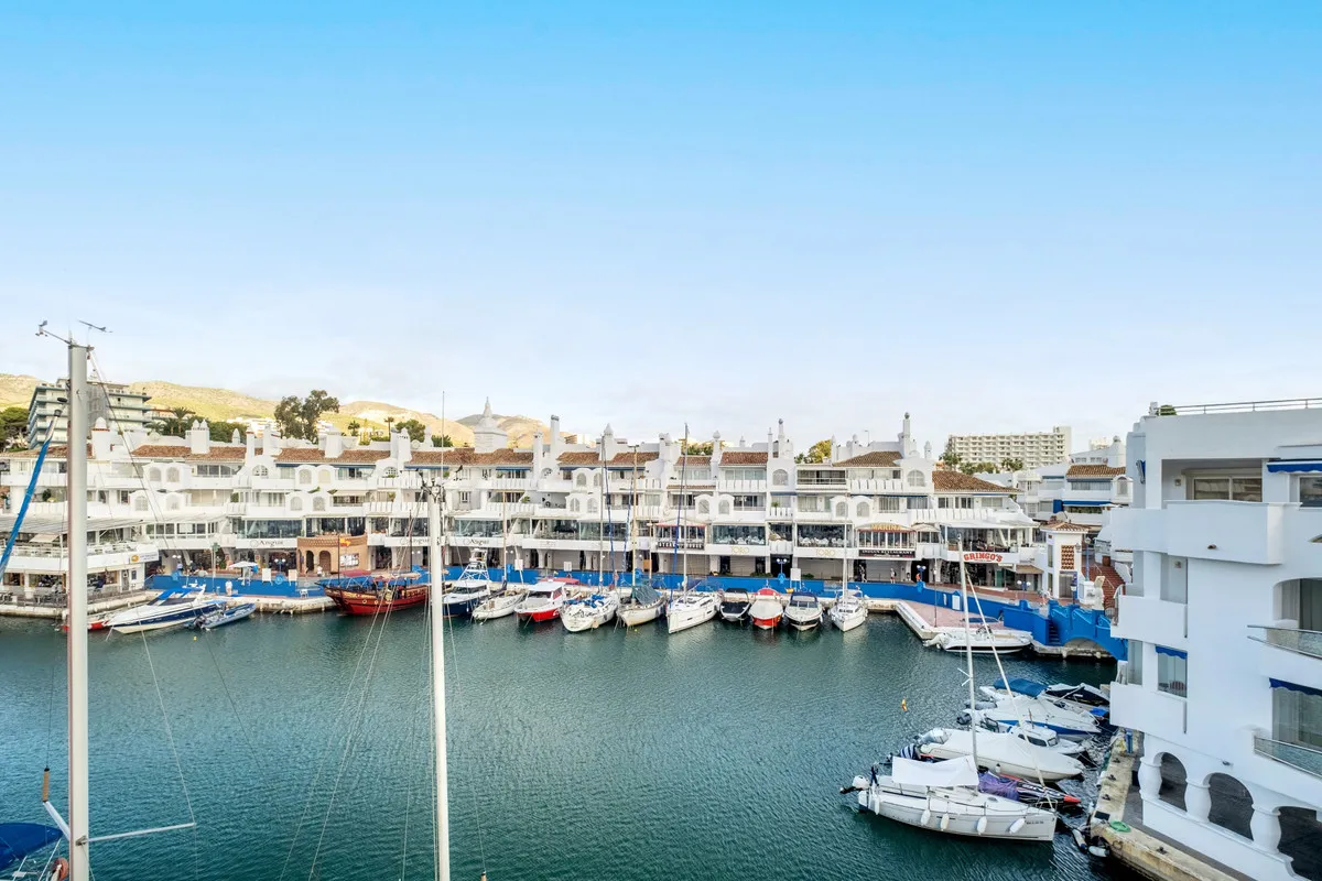 c6e9de39-e8a4-49df-9f76-c3765119d602