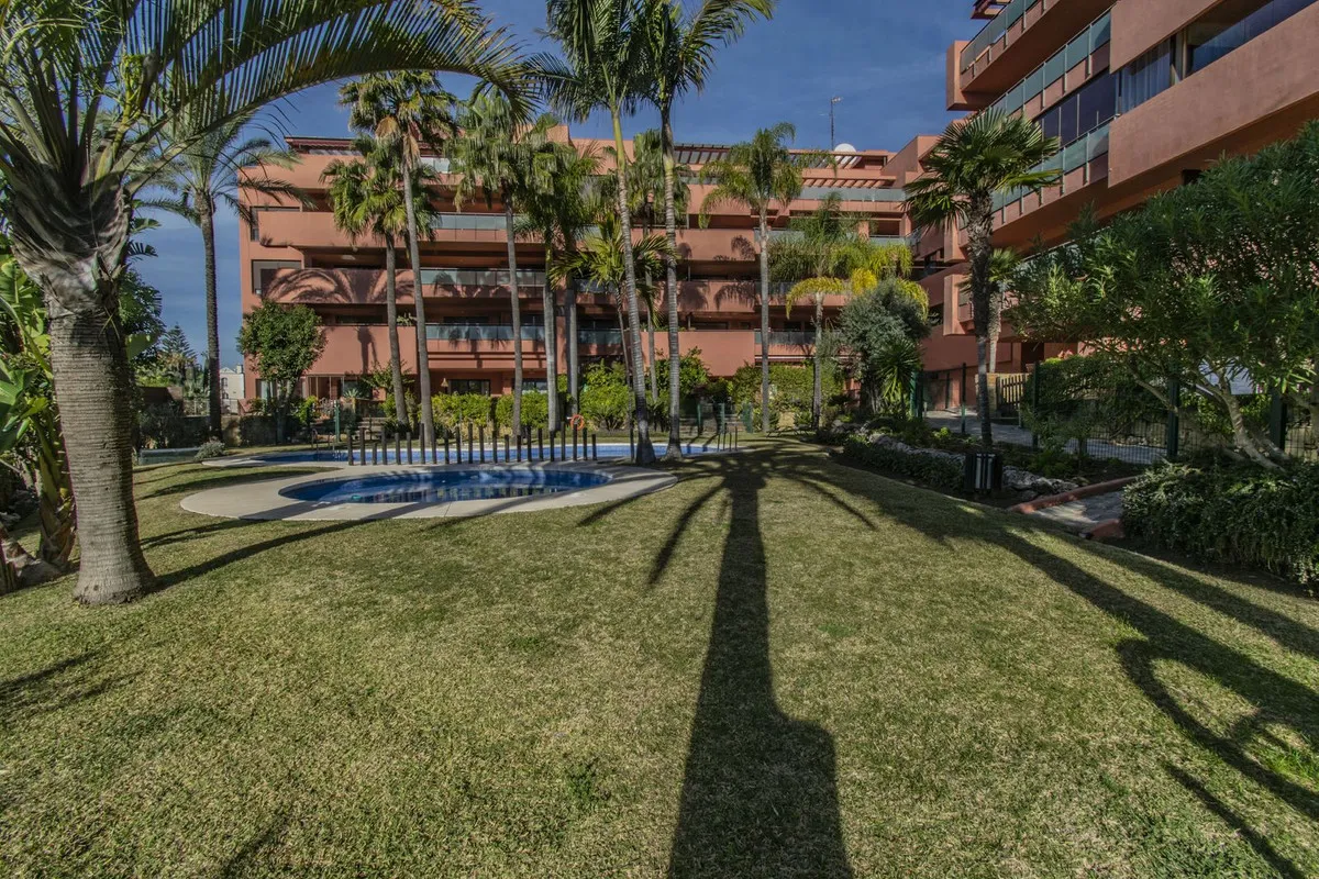 3ebf2ba2-11dd-475a-9fad-ffa0fad039a3