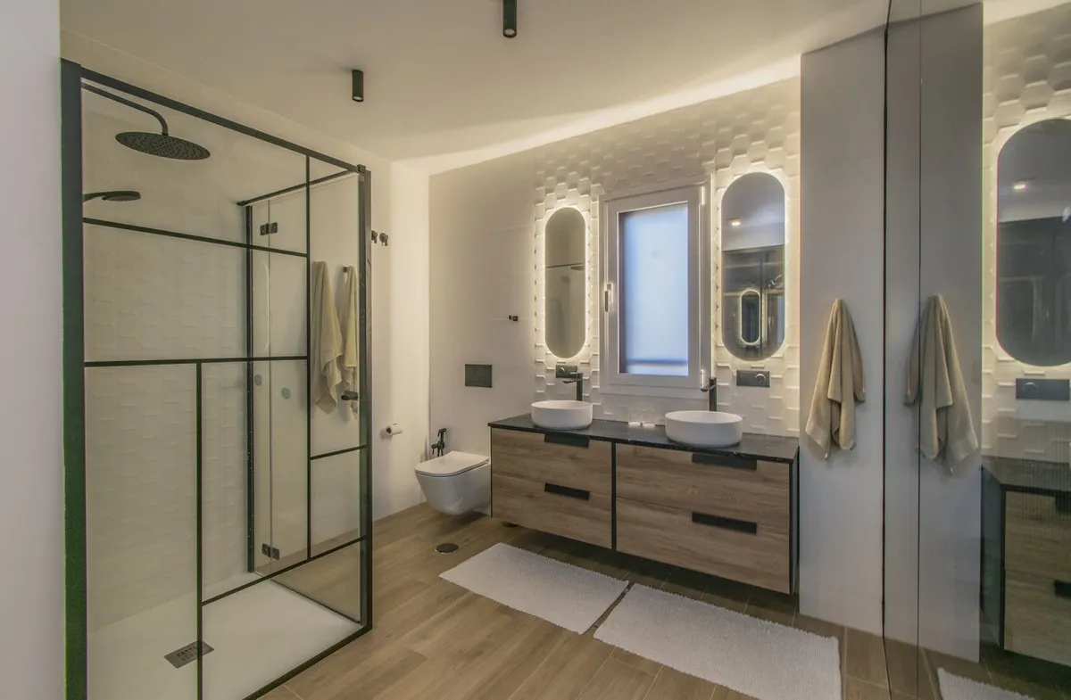 667db04b-90aa-4f62-9b8a-fbc5da13b1a2