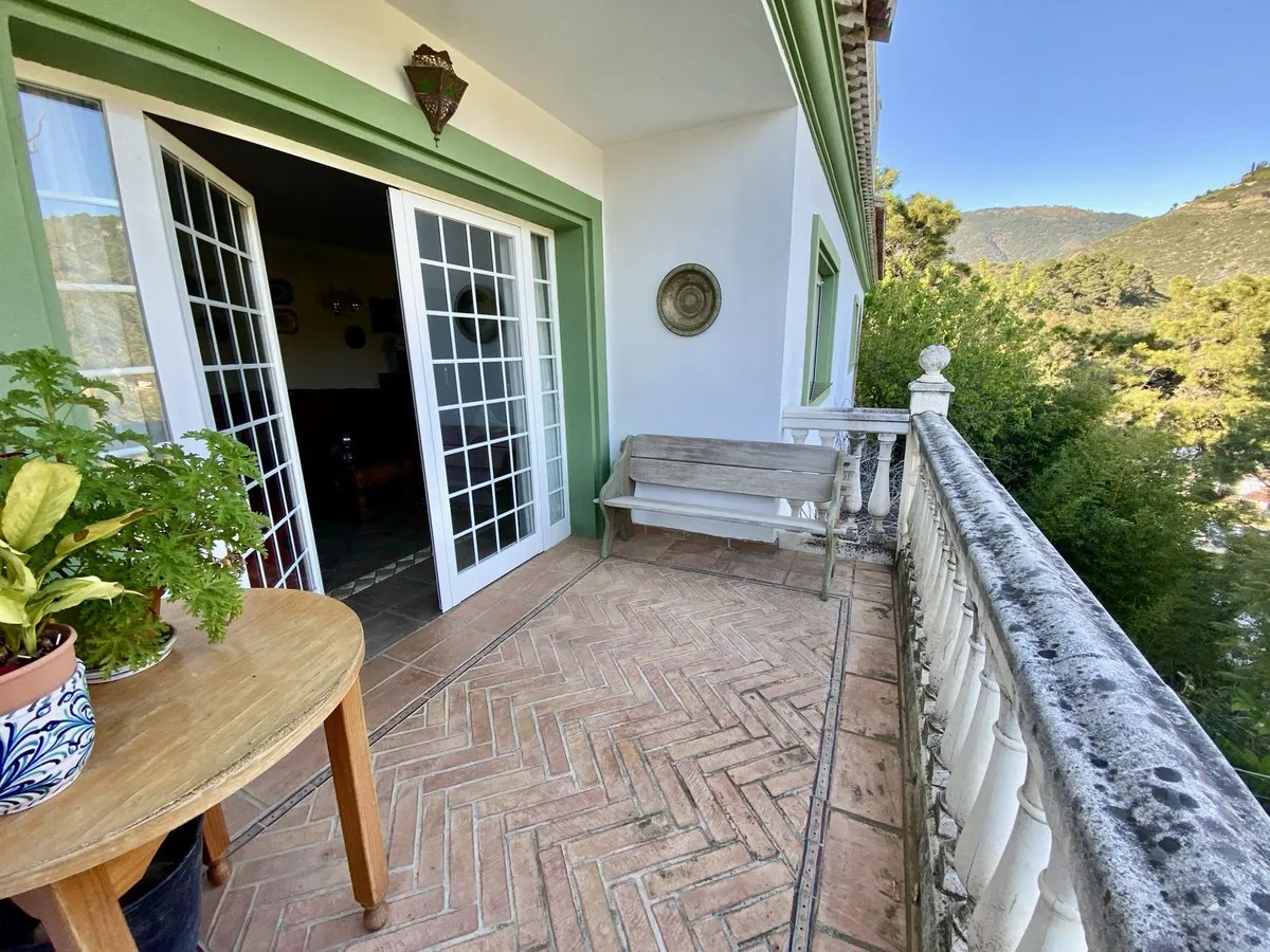 7a89974e-681e-466b-aa45-ba8f21f86b66