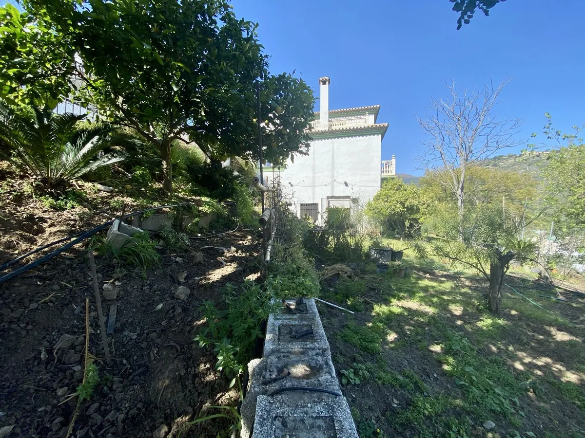 ffcab662-7d0b-4151-8b93-7c62dad8591a