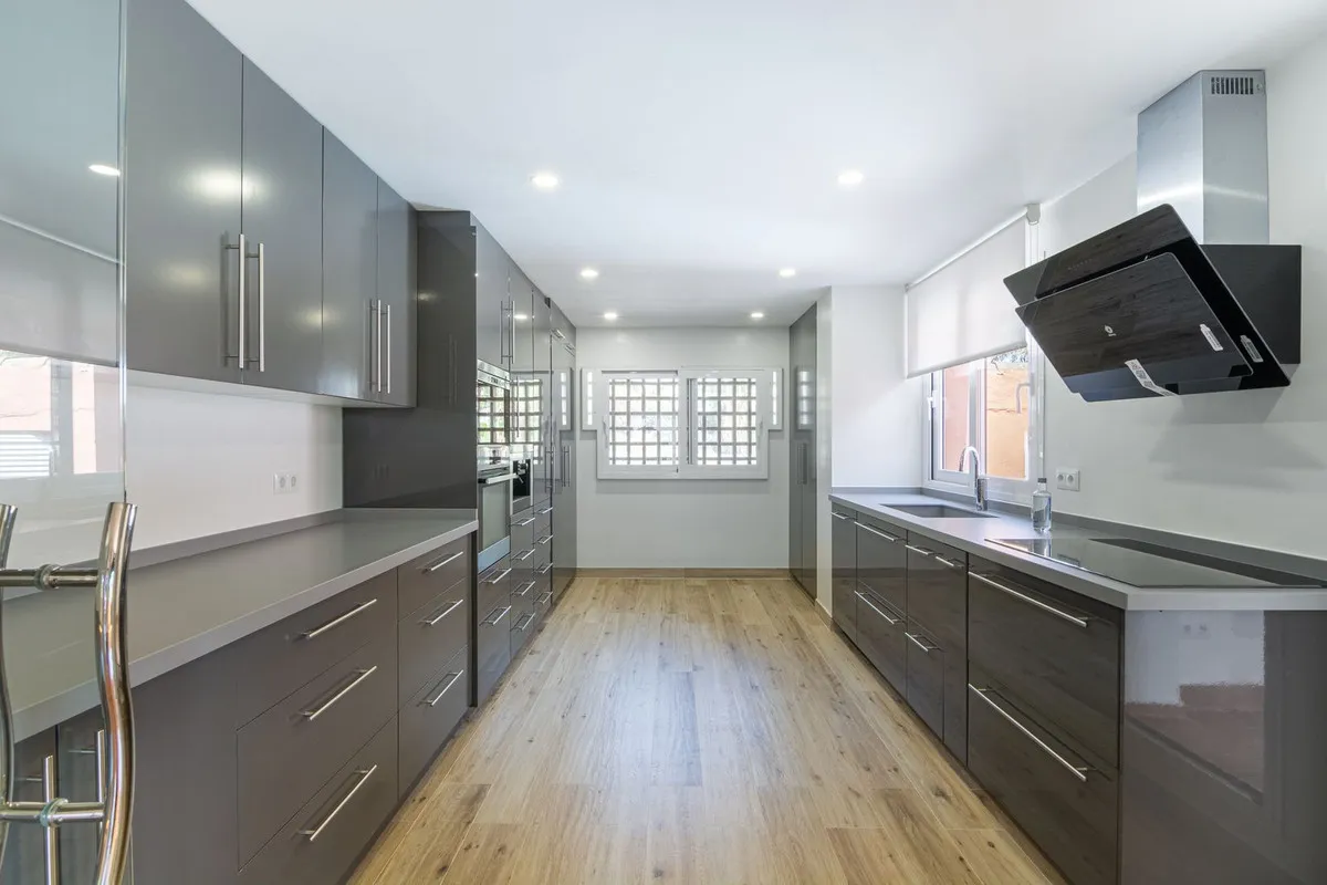 6e9c03de-99fb-492f-970d-c866568d5dec