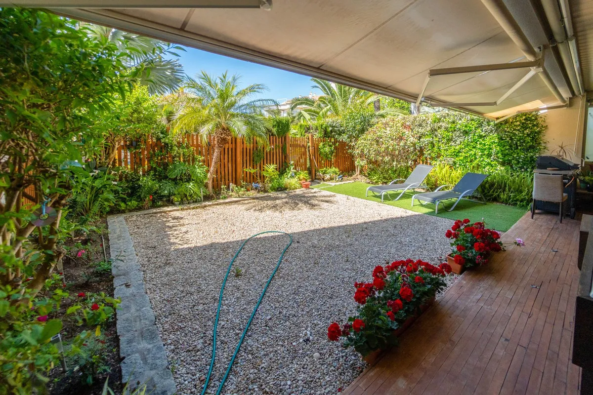 a725ae6b-237d-4b55-853b-3991d73cc51b