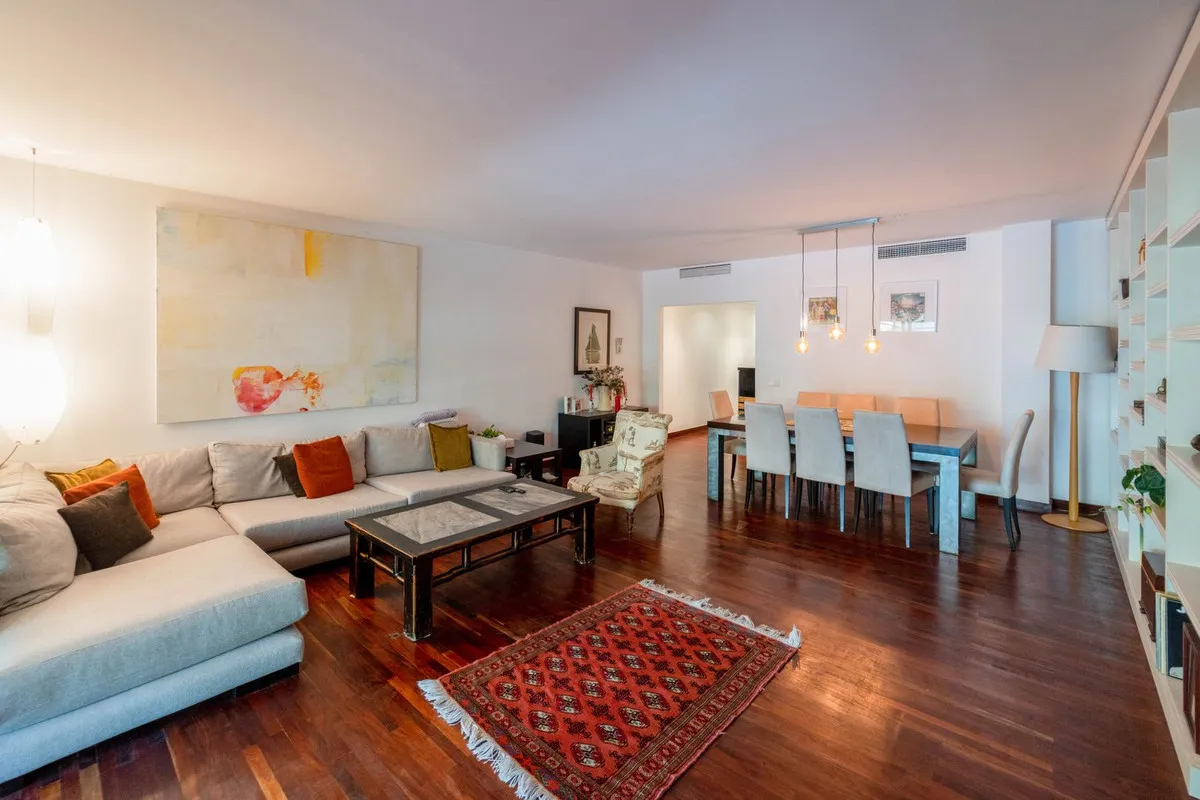 e5c9b061-4596-4fb1-91f9-ab74cf2f27c4