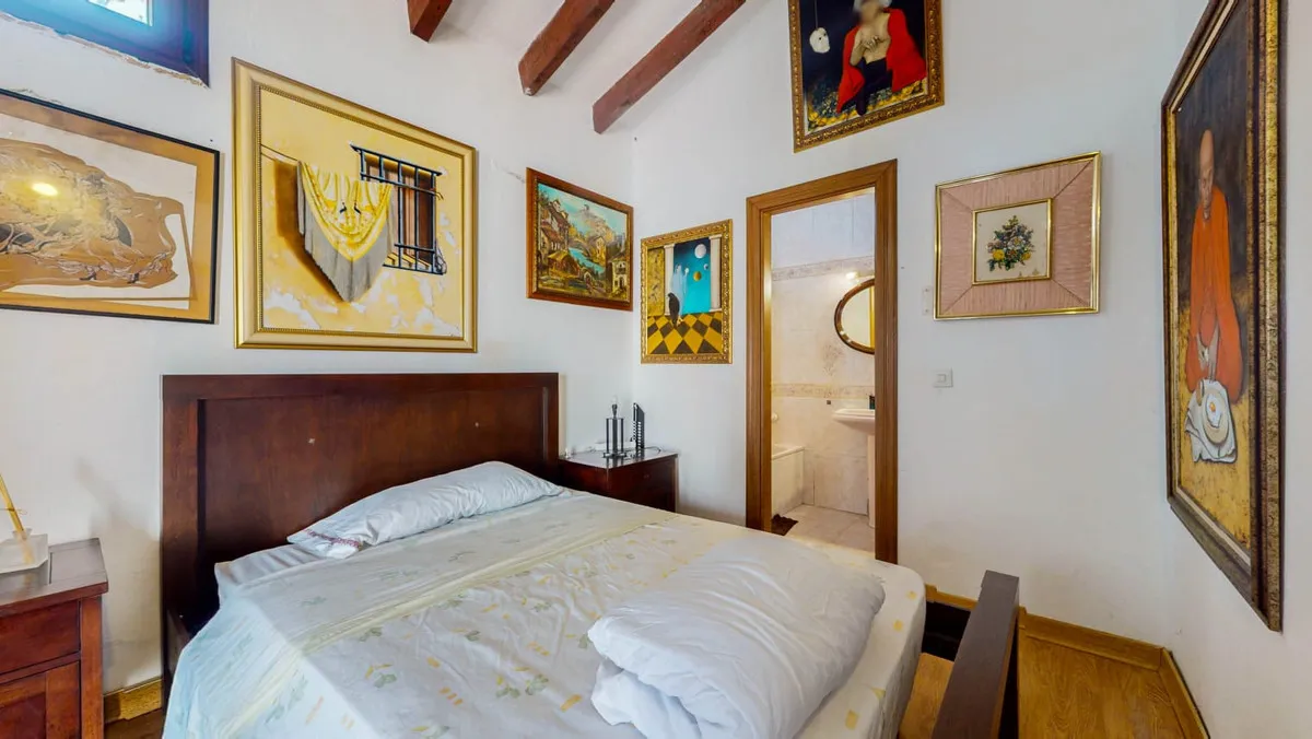 1358474b-fb85-443d-8508-82ff2a00e9d3