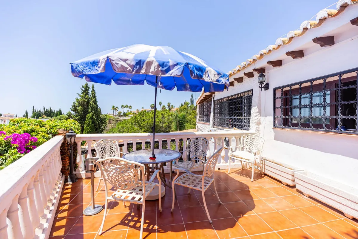 f747878e-fddb-4fcd-bfc5-977ee9e9c639