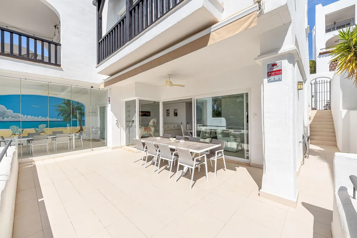 66480604-d1b8-4530-ad4b-41794b50c7f3