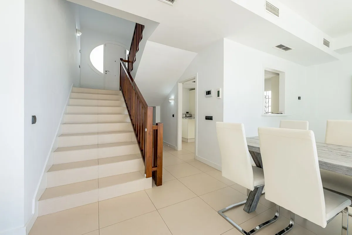 cd354012-40e0-4c12-ba1a-11bc36ef417b