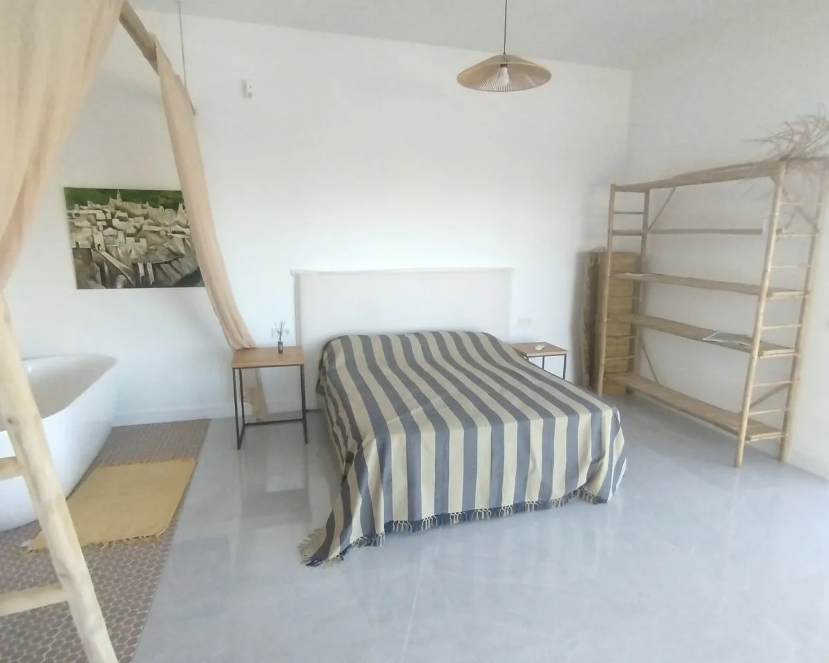 8abc2944-1919-4d2c-b587-ed4821858917