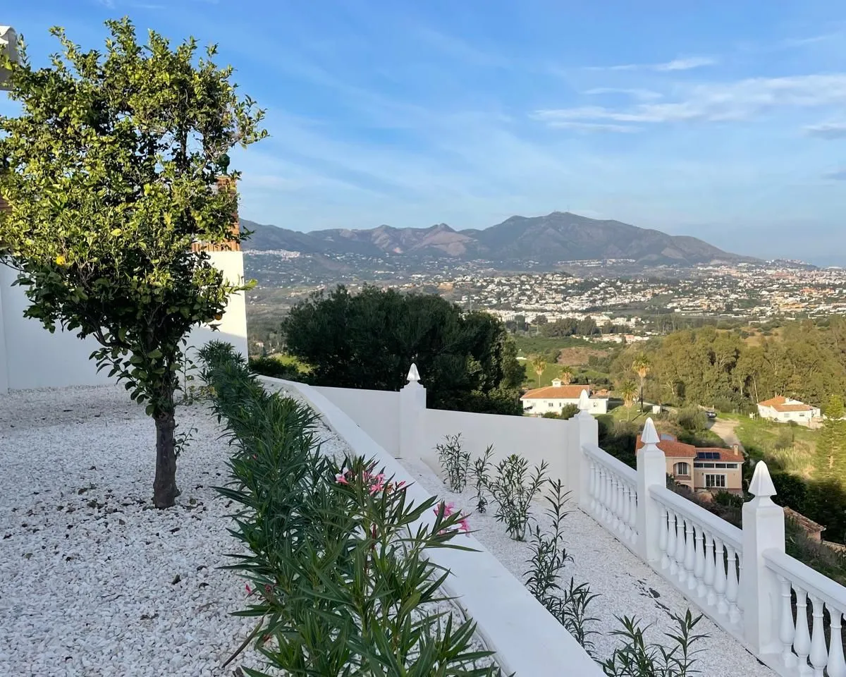 b8b400f1-2d27-4b66-b4bc-e6e02d2d9c50