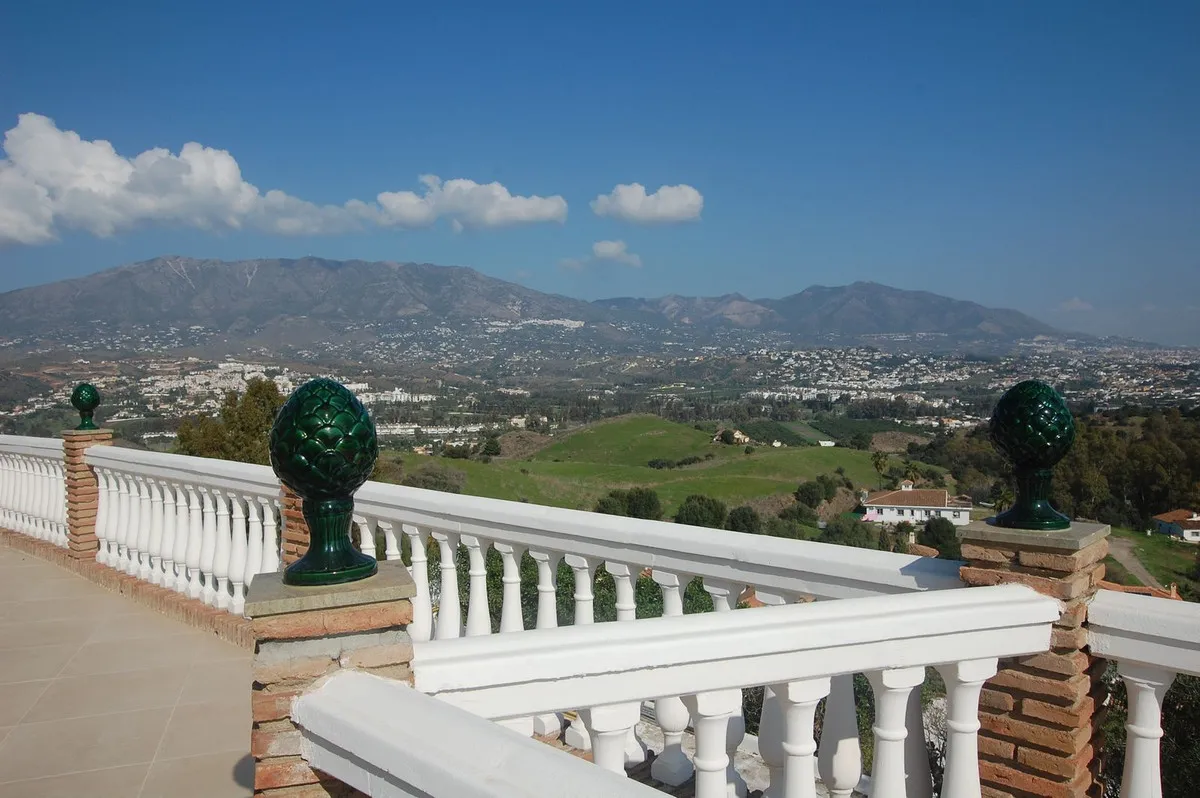 d5ad52dc-53f0-411e-8b8a-4d9b24a40ae8