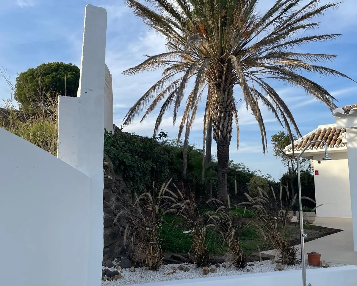 e8891f9f-cca7-4ba0-bebd-1b2305a1519b