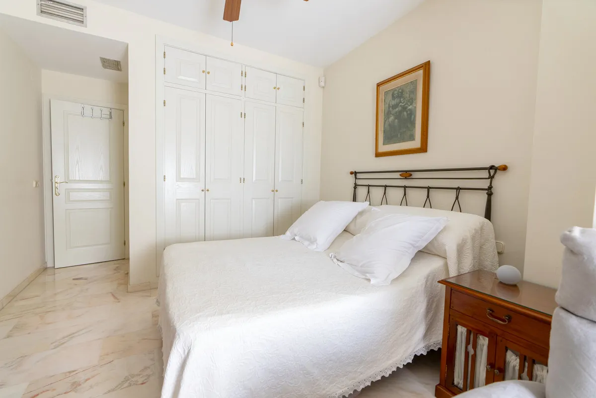 031c551b-953a-4934-91c5-b3abb225e196