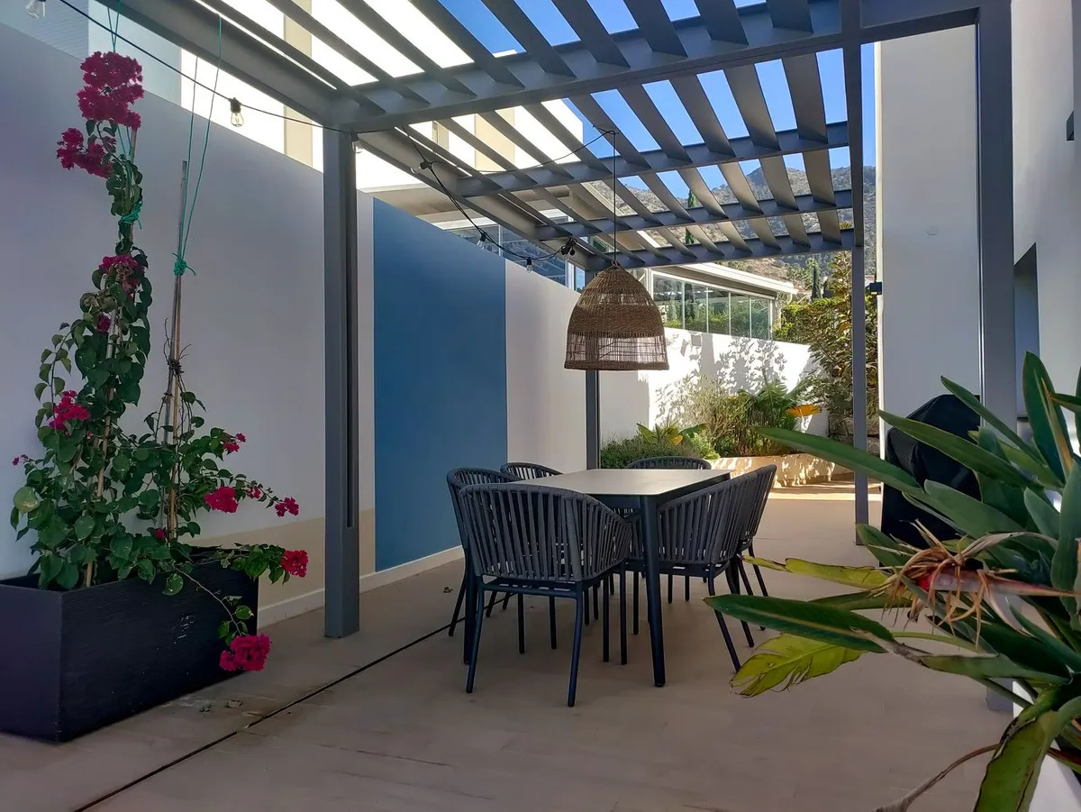 155c274e-2884-4db4-99e3-8d737ecf909c