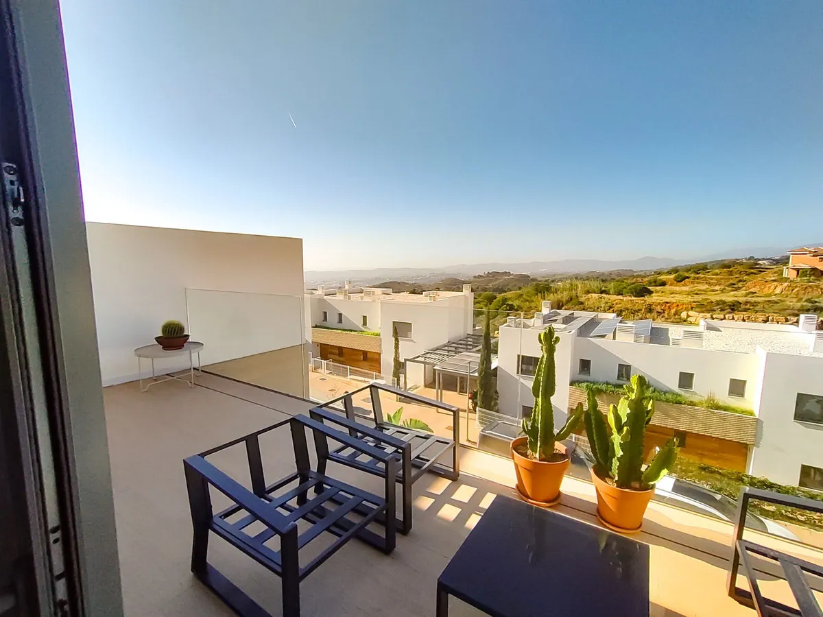 467f68da-21e4-493c-89e3-1ba05a9b7aa5