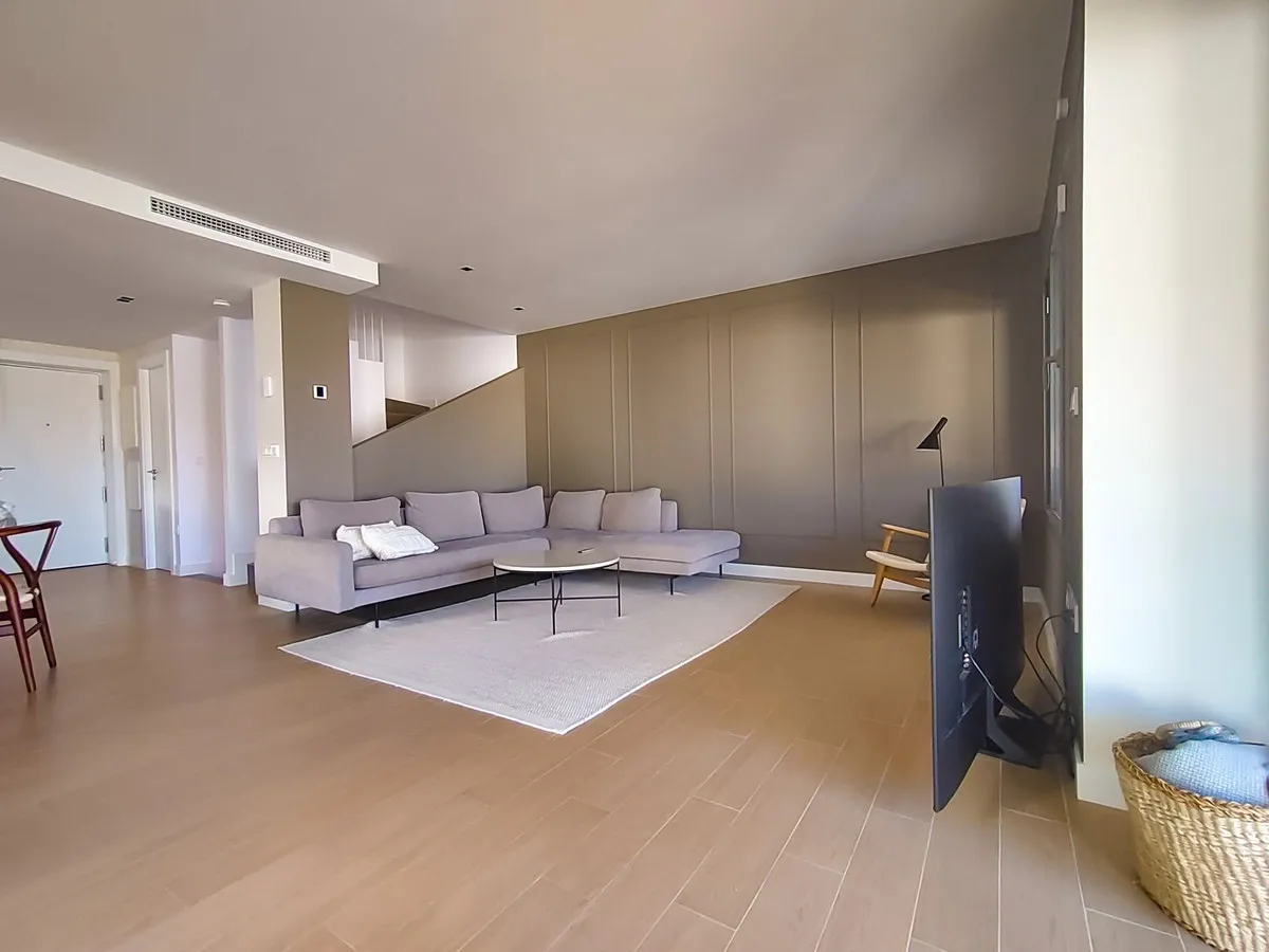 972d5c4c-6a09-4538-aed2-cea9e04d139c