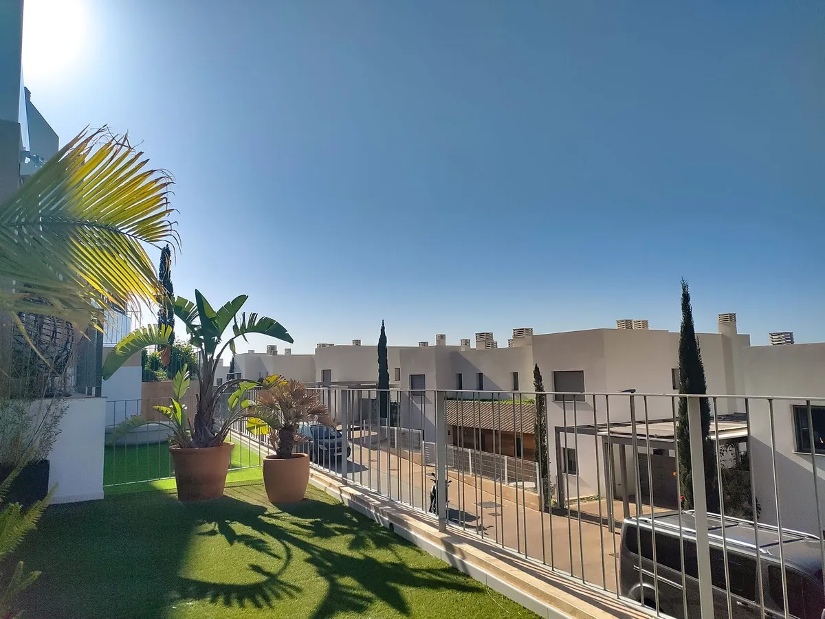 de9c5306-a7e4-4dc4-9cd1-50331bf4d674