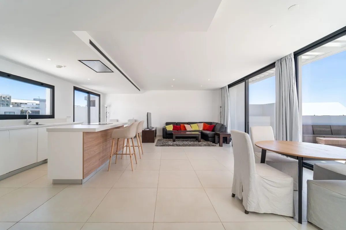 605ef0ee-71b2-428c-8217-506044ea176b