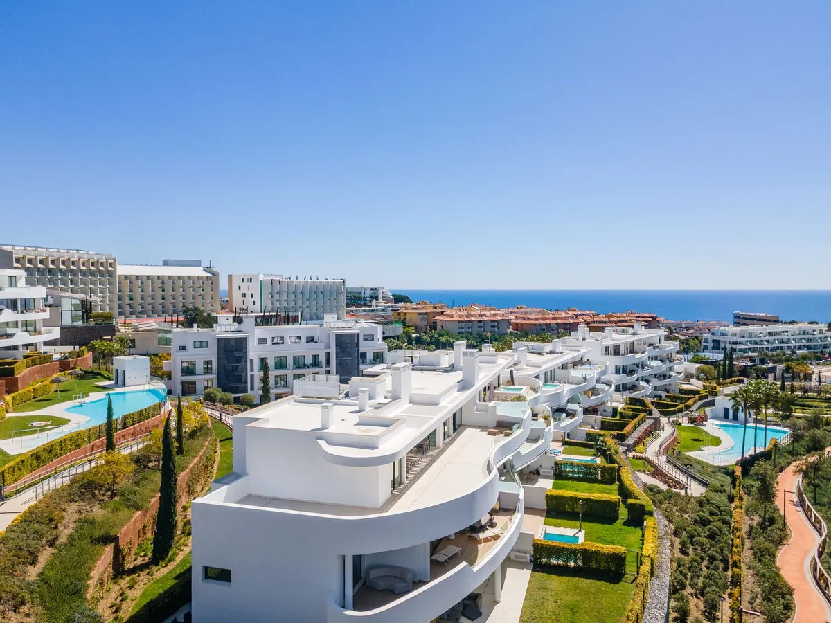 9bb02ca0-abe3-42ed-8e8f-054c7d77433c