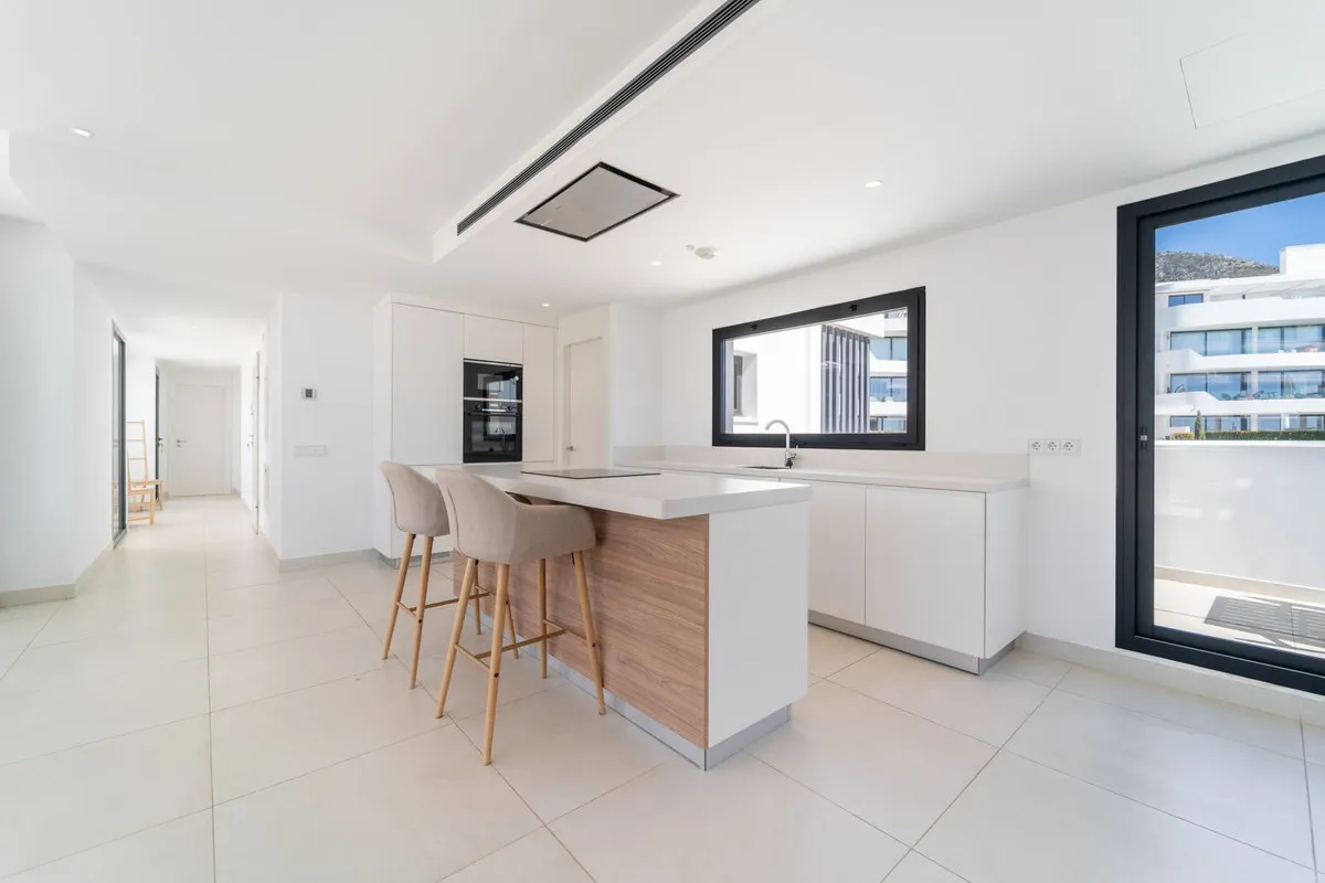 b106c67a-40c3-4795-9cca-264938deba5d