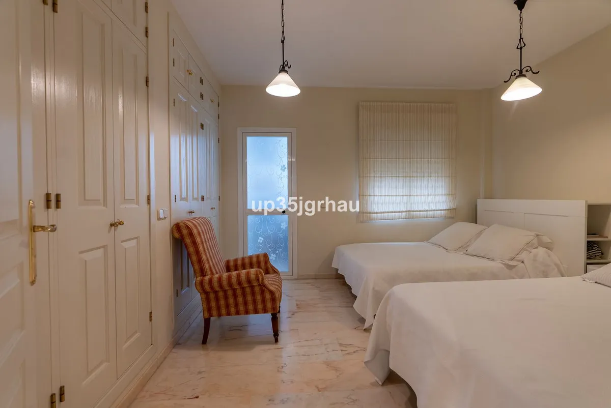 64046f7a-2535-409a-ba7d-445fa815e4d6