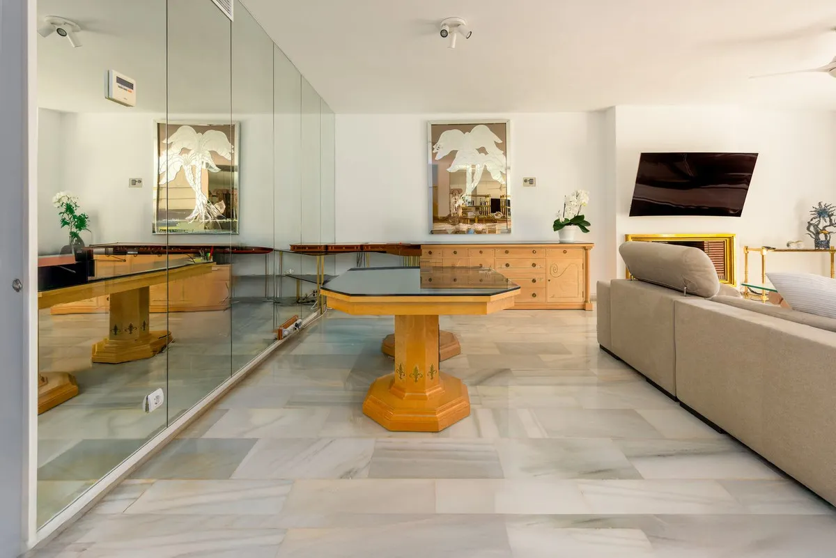 2bd9d774-bca0-4f69-8ae7-f61f8b3c14d7