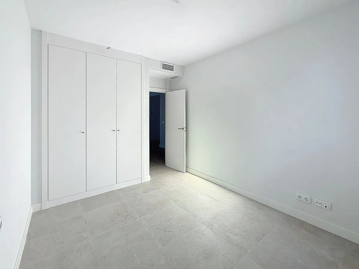 2b0cfd74-f372-40cd-a85f-c184d8f912e3