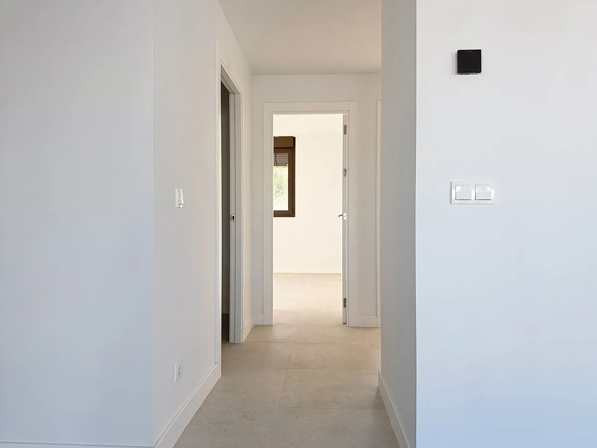 8654ef85-585b-4aed-b4b1-b464fce1213c