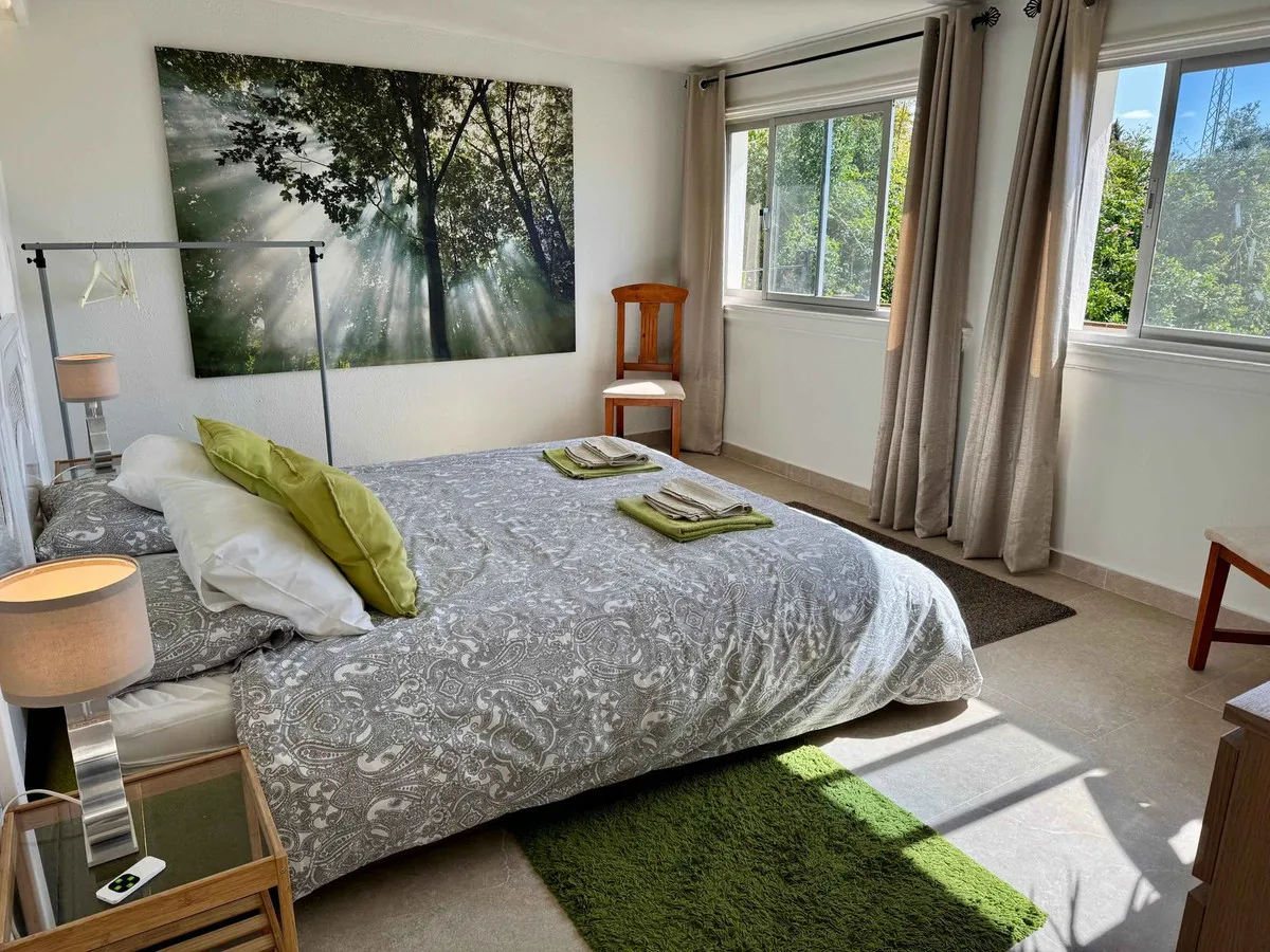 4fee7a0e-e73b-48de-903f-1dbf60fdf859